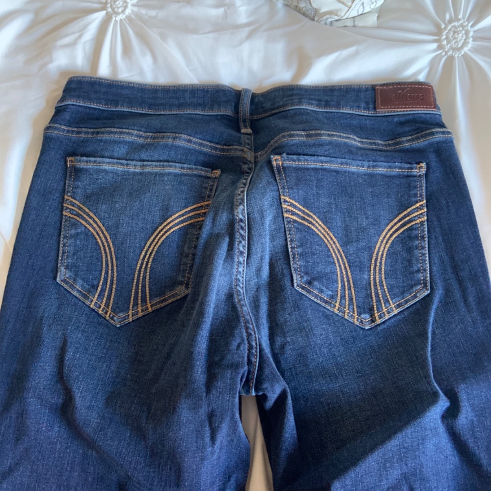 NWOT - Womens Hollister Jeans Mid-Rise Bootcut size 13 Long - Picture 2 of 5